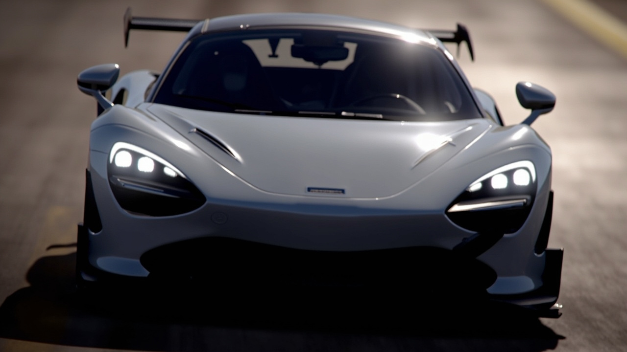 2022 McLaren Artura